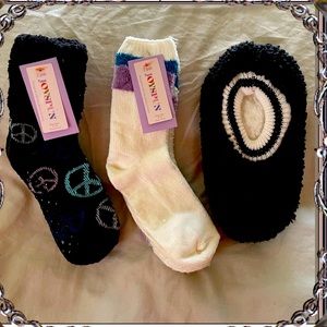 4 Pair Joyspun Slipper Socks 1 pr Slippers
